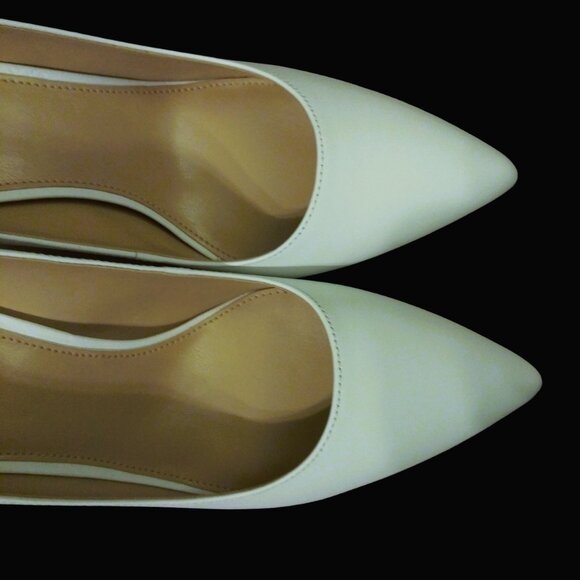 Michael Kors Leather Pumps, Size 7M, Block Heel, Pointed Toe, Abbi Flex Comfort - Picture 8 of 16